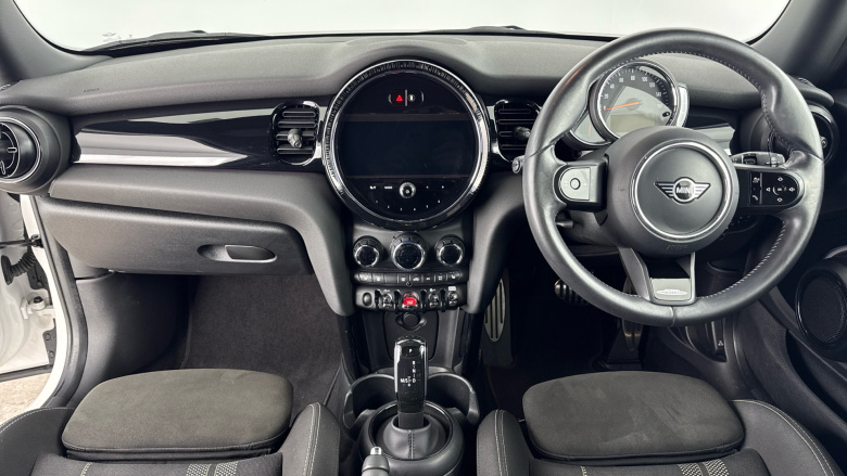 MINI Hatchback 1.5 Cooper Sport 3dr Auto Petrol Hatchback